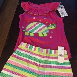 NWT Little Girls Short Outfit, Size 6